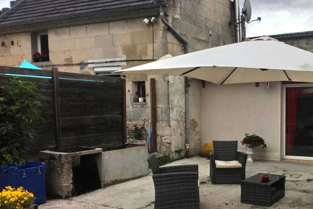 Maison Chaleureuse Et De Detente Avec Piscine Et Spa Chassemy Zewnętrze zdjęcie