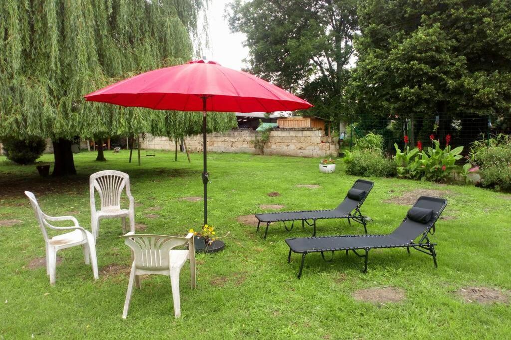 Maison Chaleureuse Et De Detente Avec Piscine Et Spa Chassemy Zewnętrze zdjęcie