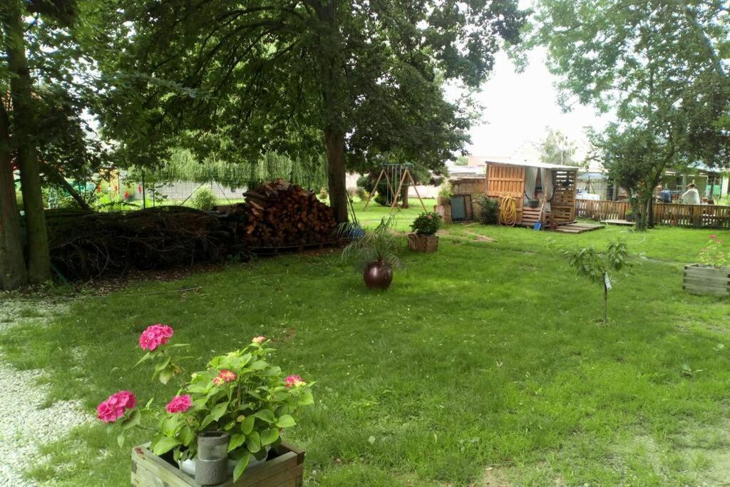 Maison Chaleureuse Et De Detente Avec Piscine Et Spa Chassemy Zewnętrze zdjęcie
